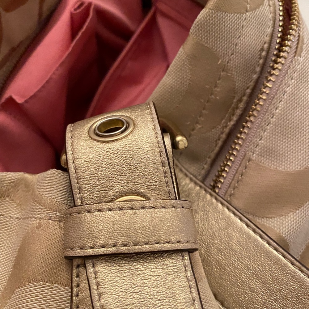 COACH CROSS BODY - Picture 12 of 15
